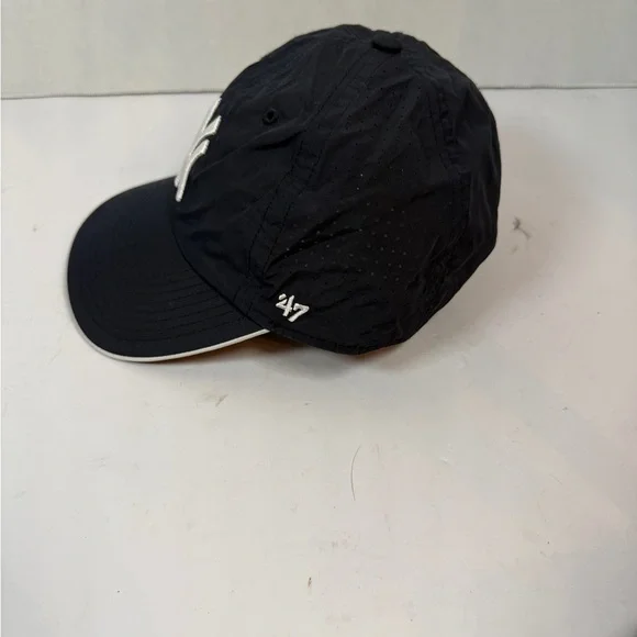 New York Yankees Womens Ball Cap 47 Brand Breathable - Picture 2 of 7